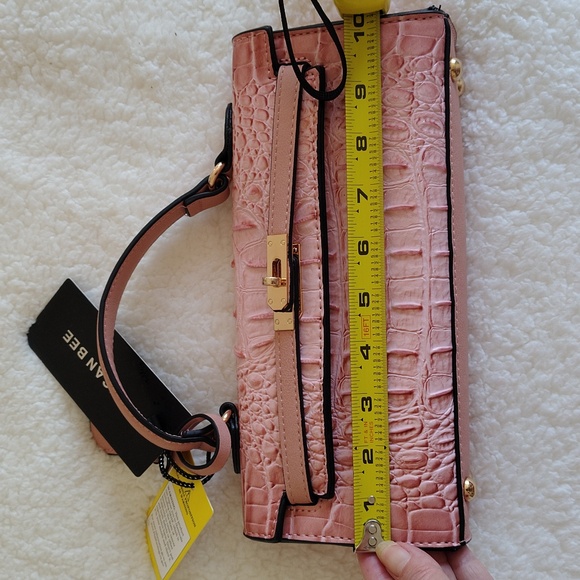 NWT Pink American Bee Purse with crossbody removable strap - Picture 8 of 14